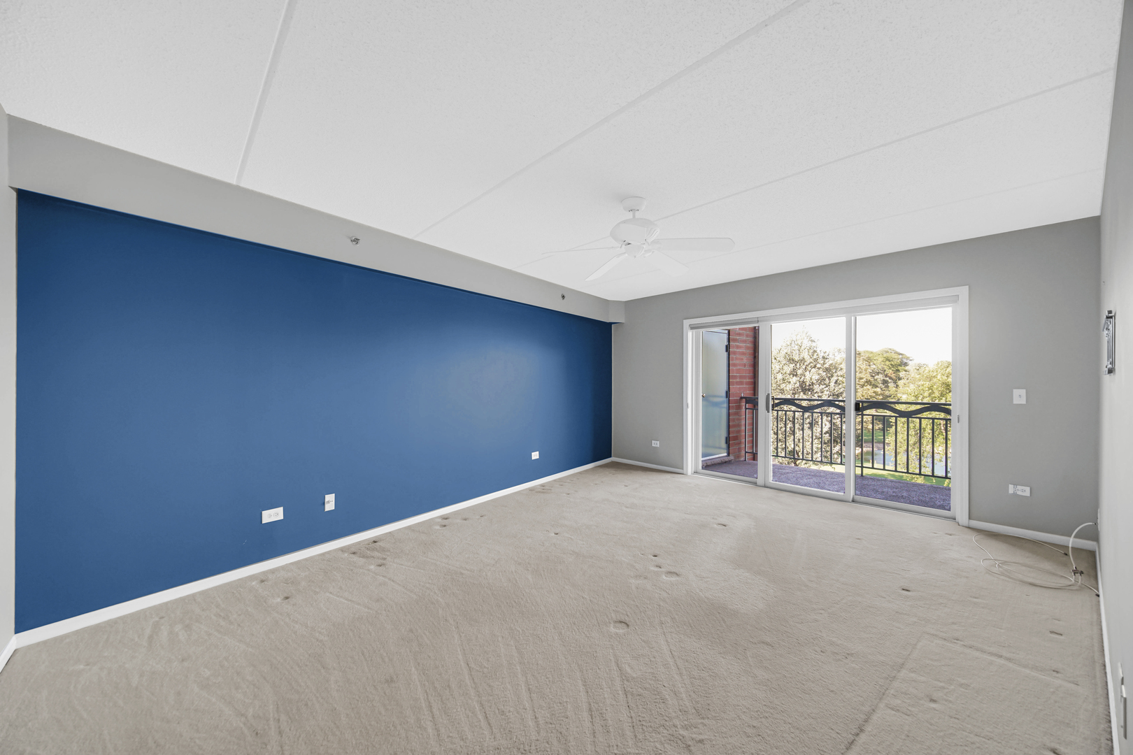 730 Creekside Drive #405C, Mount Prospect, IL 60056