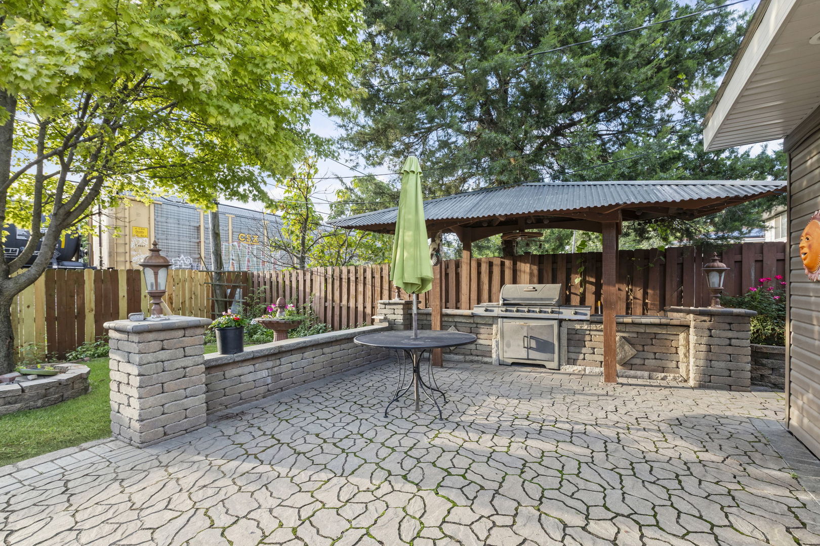 16808 Wausau Avenue, South Holland, IL 60473