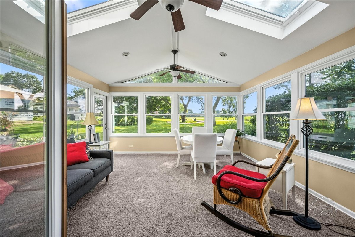 1432 Calcutta Lane, Naperville, IL 60563