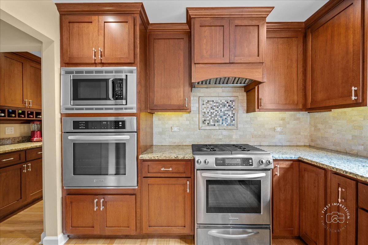 1432 Calcutta Lane, Naperville, IL 60563