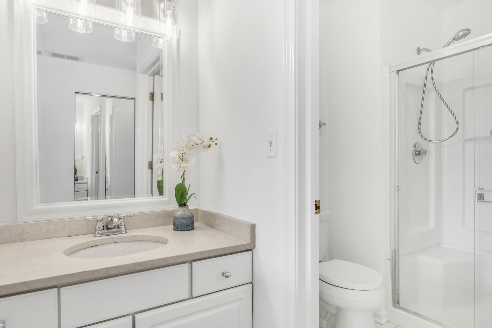414 E Thornhill Lane, Palatine, IL 60074