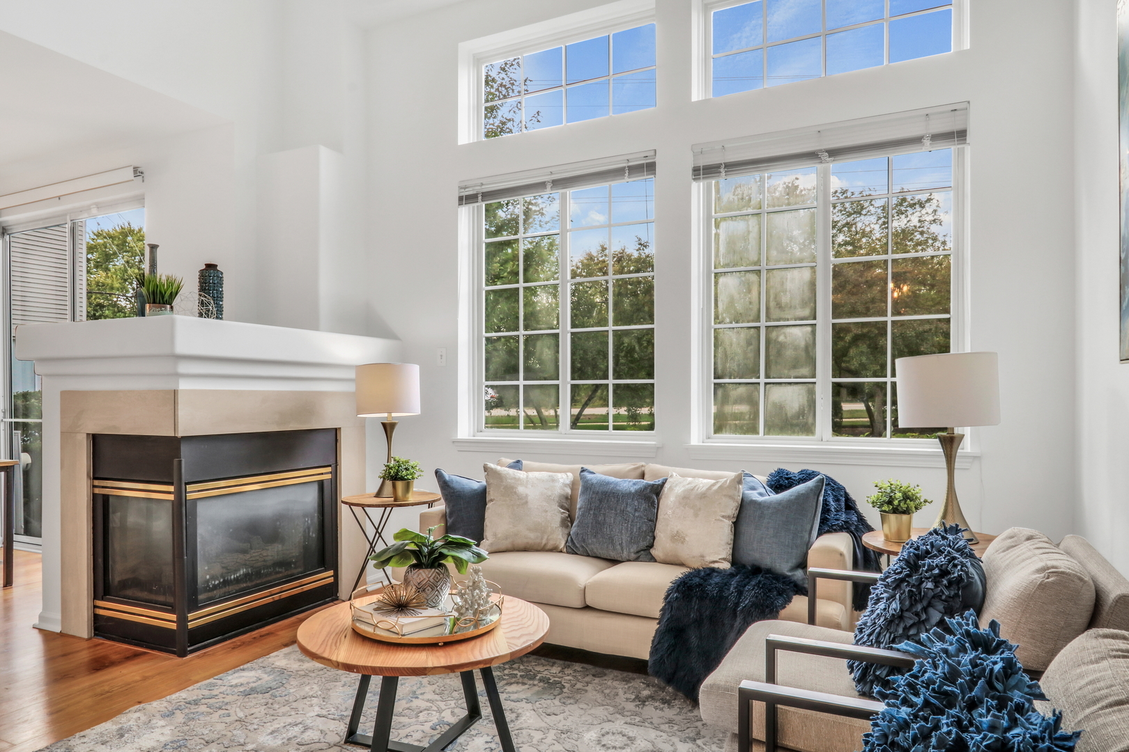 414 E Thornhill Lane, Palatine, IL 60074