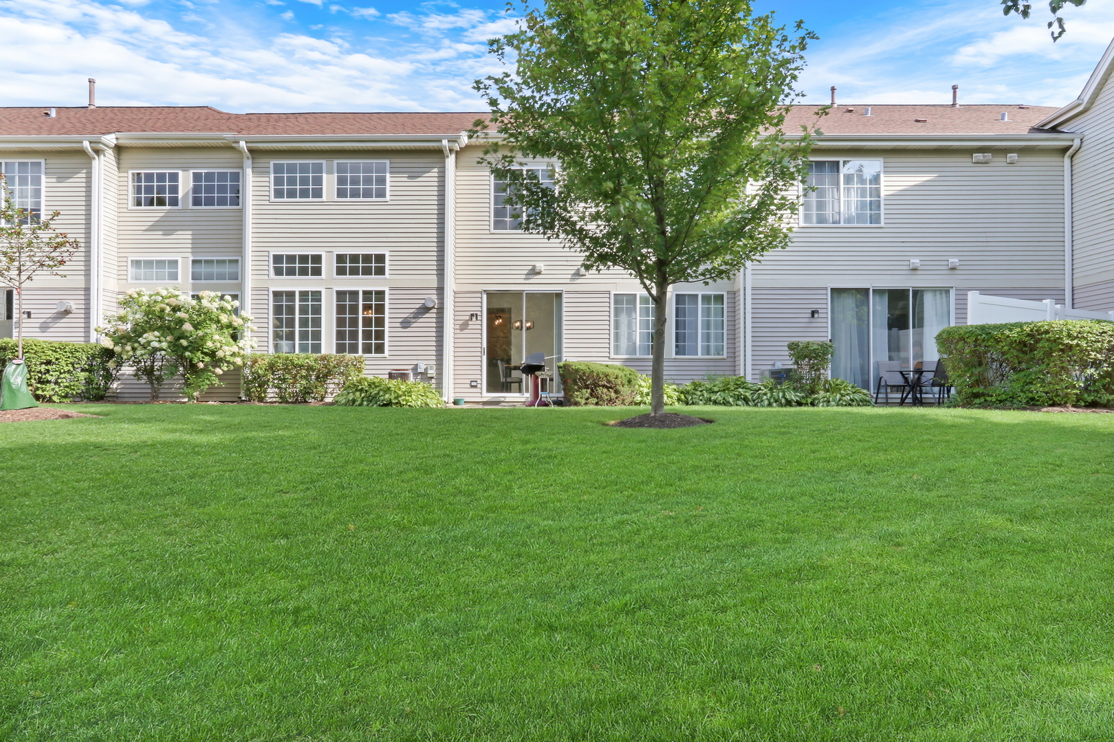 414 E Thornhill Lane, Palatine, IL 60074