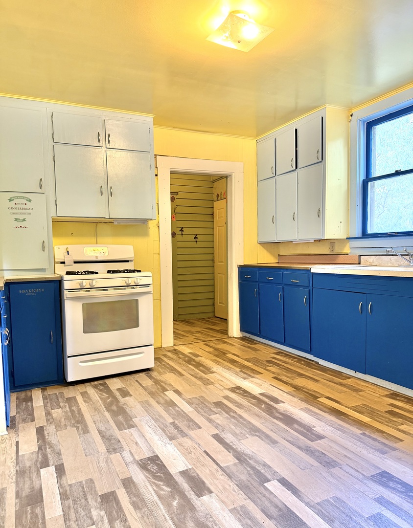 506 E Spruce Street, Chatsworth, IL 60921