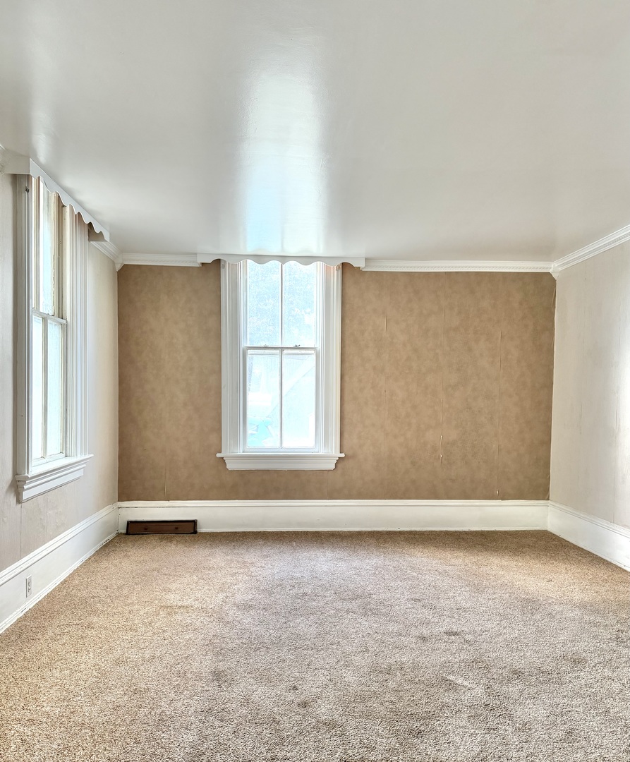 506 E Spruce Street, Chatsworth, IL 60921