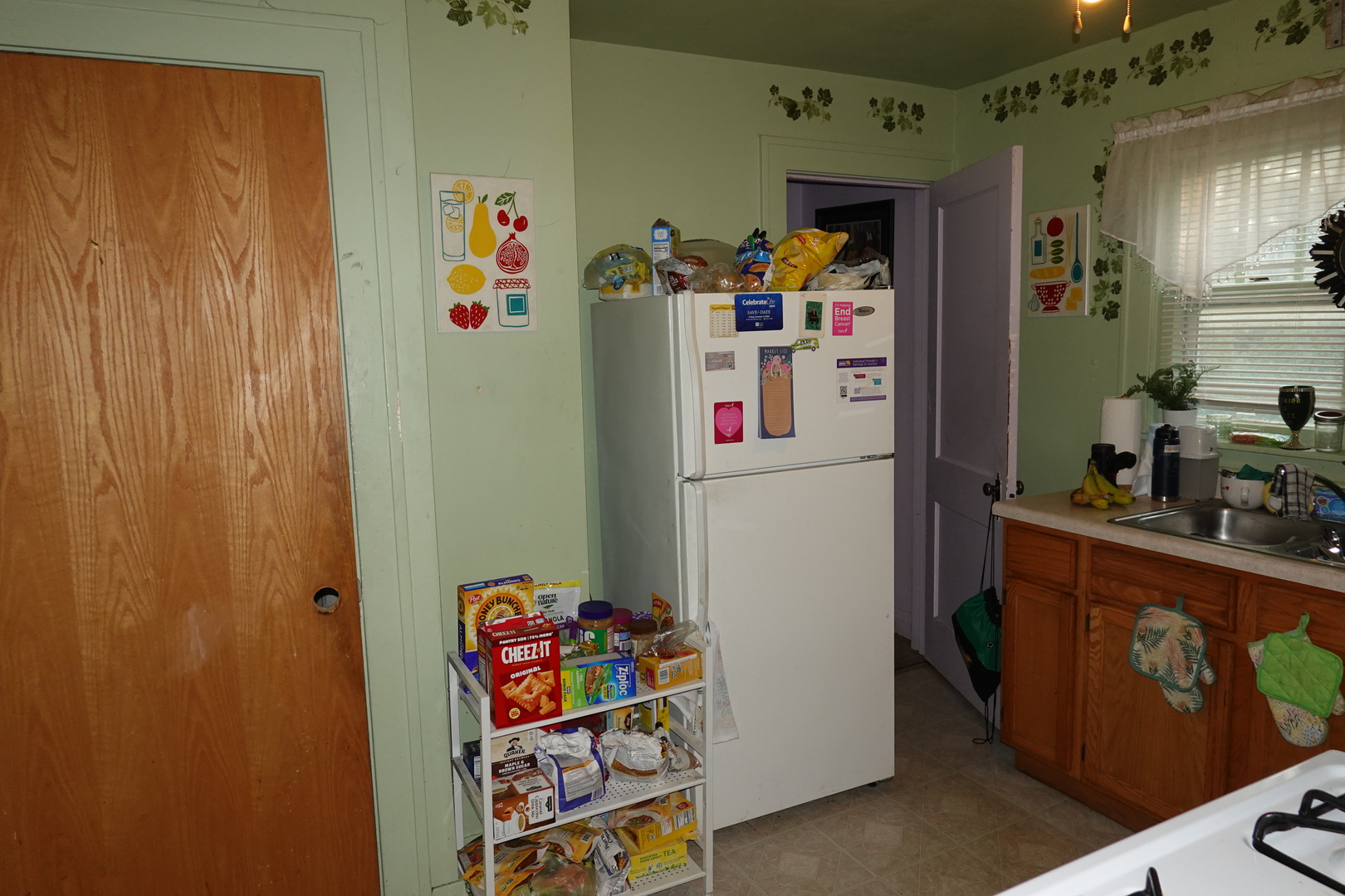 302 S Martin Avenue, Waukegan, IL 60085