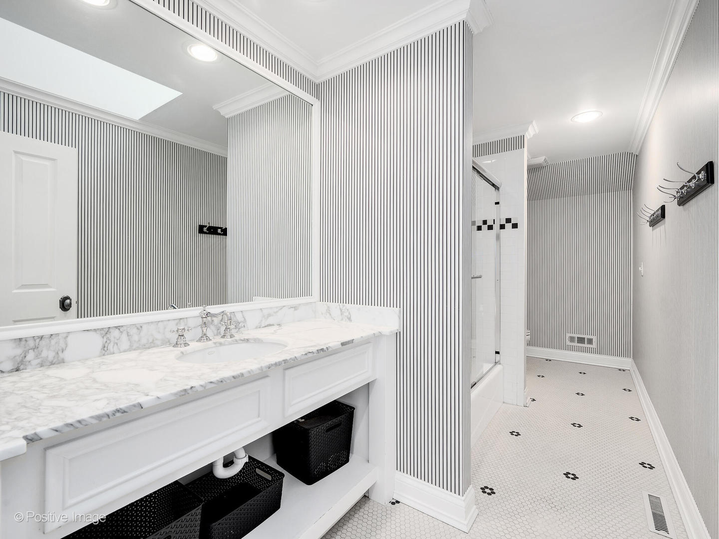 401 Birchwood Road, Hinsdale, IL 60521