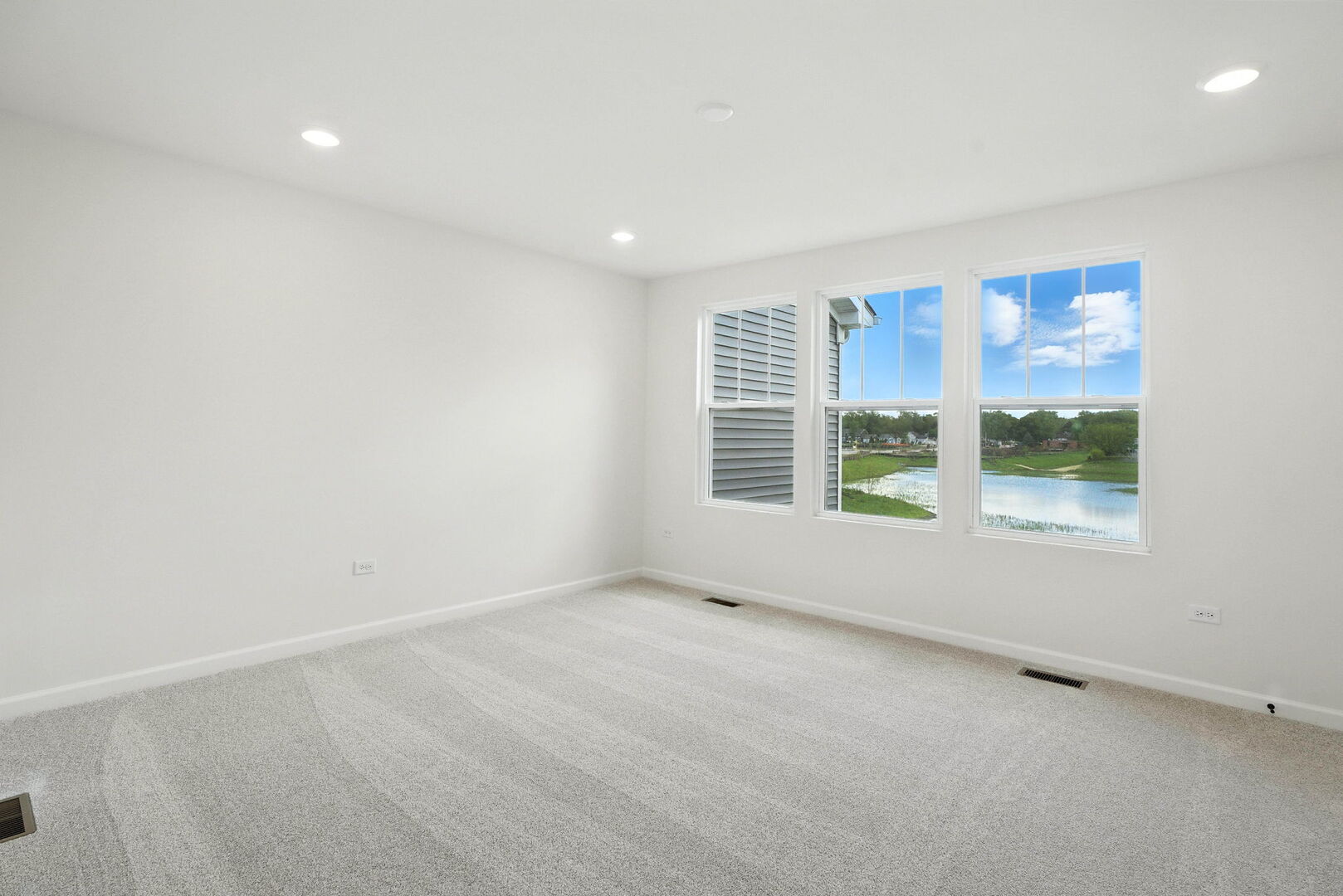 1058 Houston Street #74003, Batavia, IL 60510