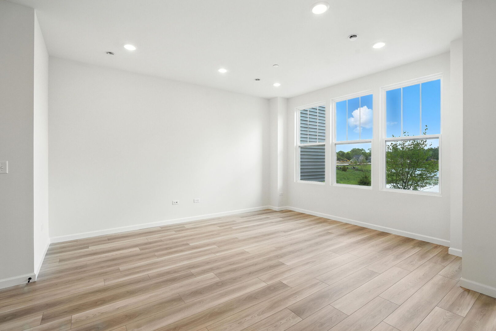 1058 Houston Street #74003, Batavia, IL 60510