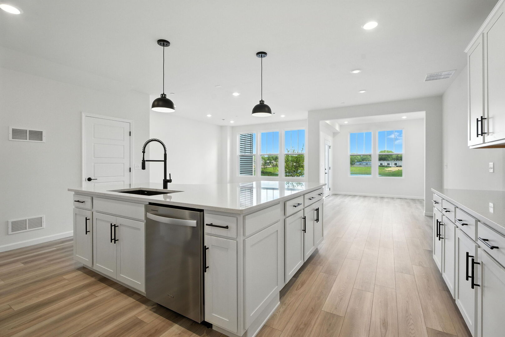 1058 Houston Street #74003, Batavia, IL 60510