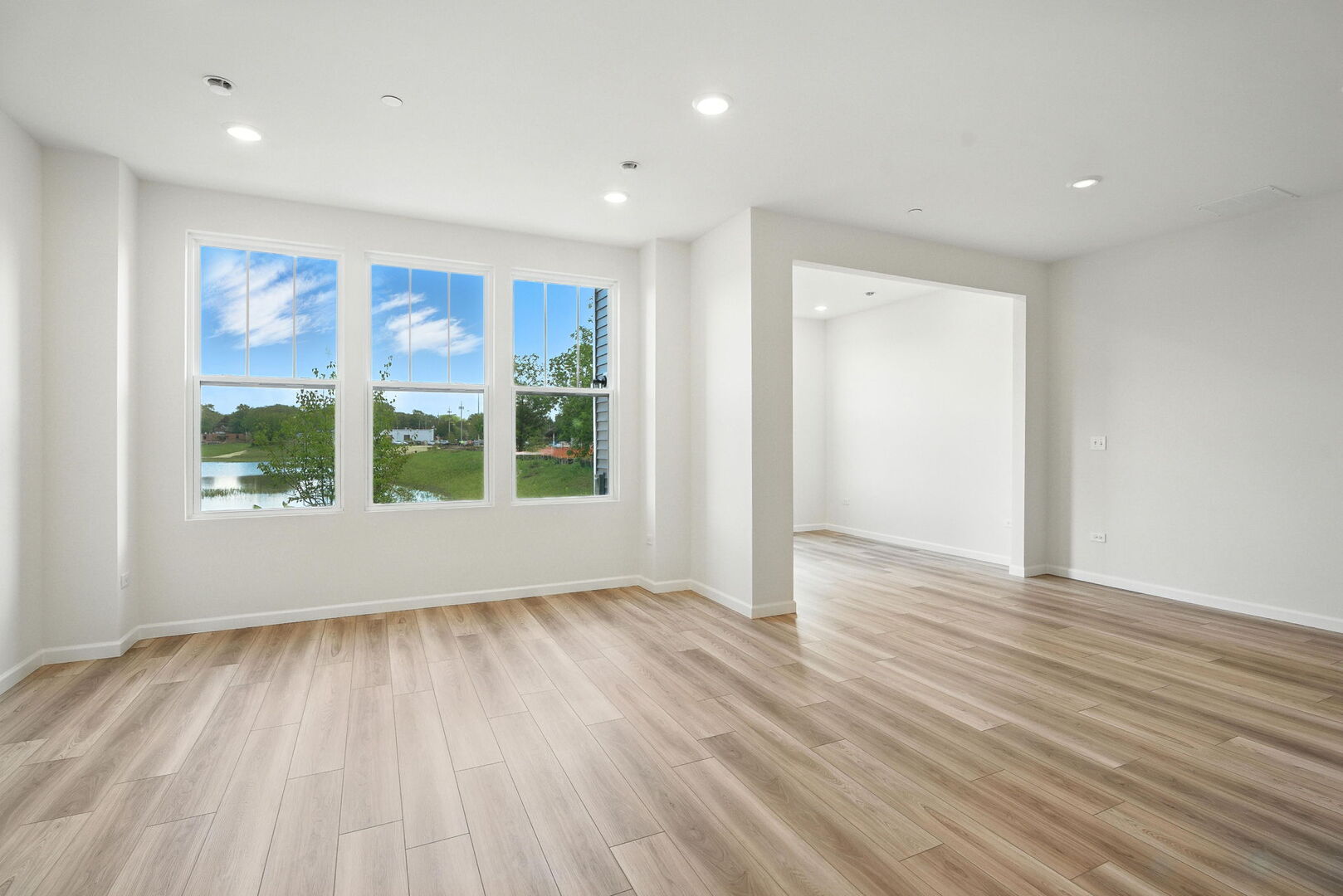 1058 Houston Street #74003, Batavia, IL 60510