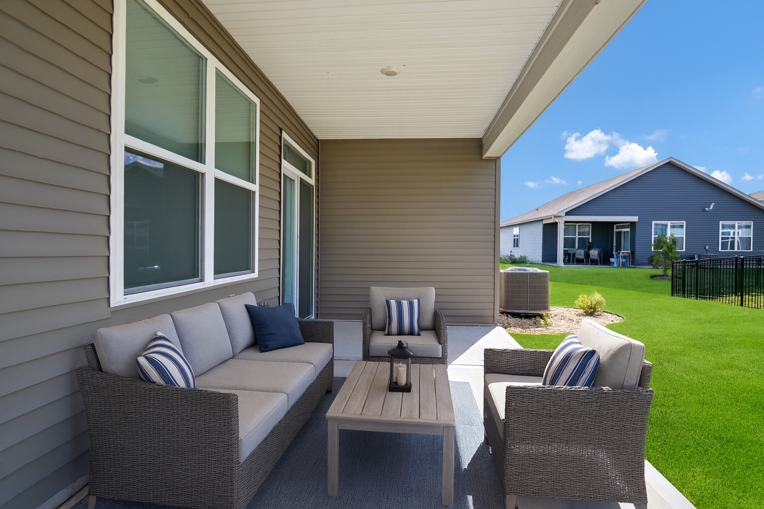 918 Plateau Drive, Pingree Grove, IL 60140