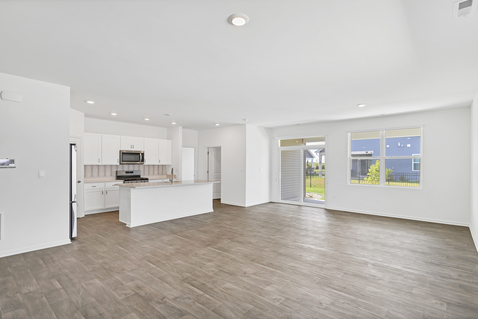 918 Plateau Drive, Pingree Grove, IL 60140