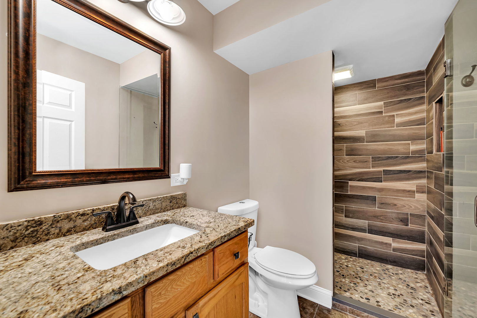 1941 Waters Edge Drive, Minooka, IL 60447