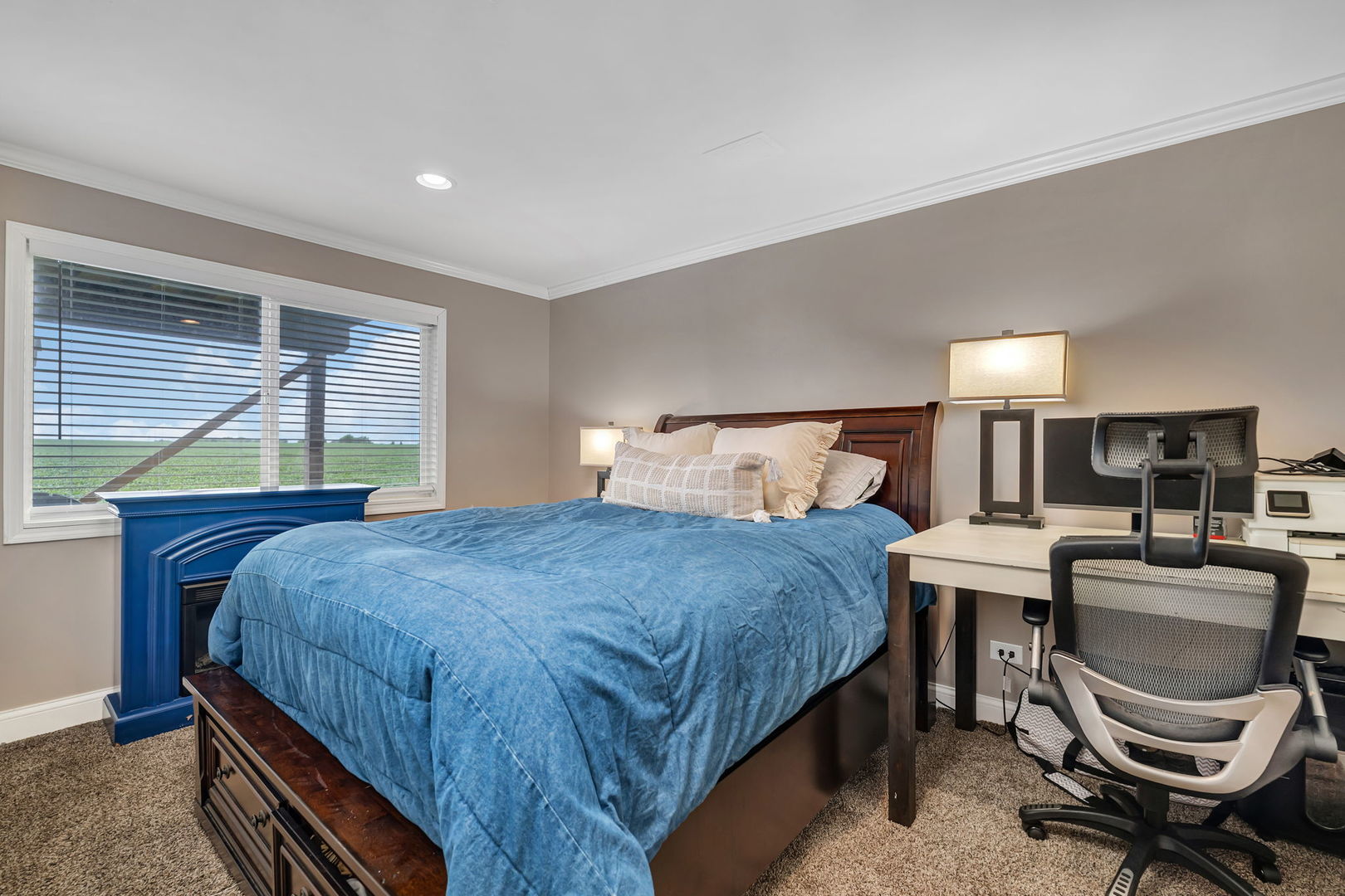 1941 Waters Edge Drive, Minooka, IL 60447