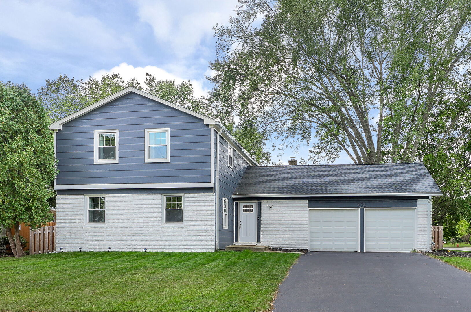 931 Shady Grove Lane, Buffalo Grove, IL 60089