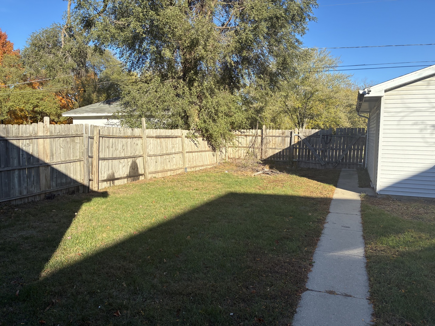 3003 Elizabeth Avenue, Zion, IL 60099