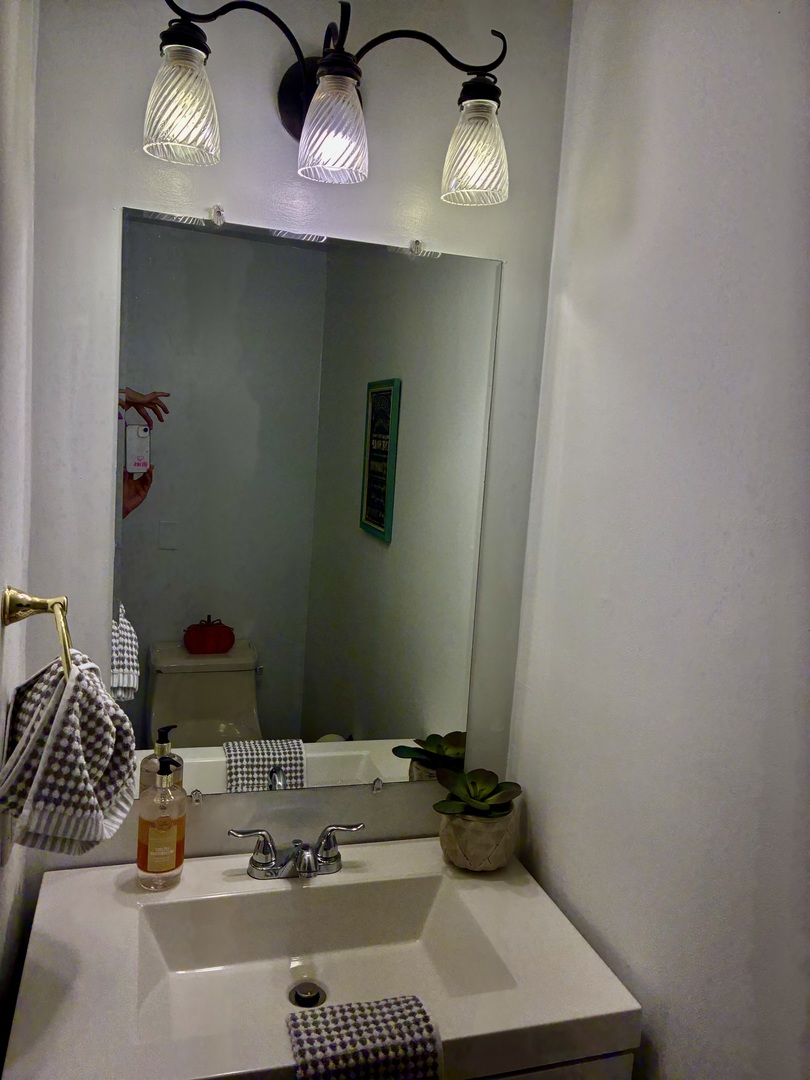 3003 Elizabeth Avenue, Zion, IL 60099