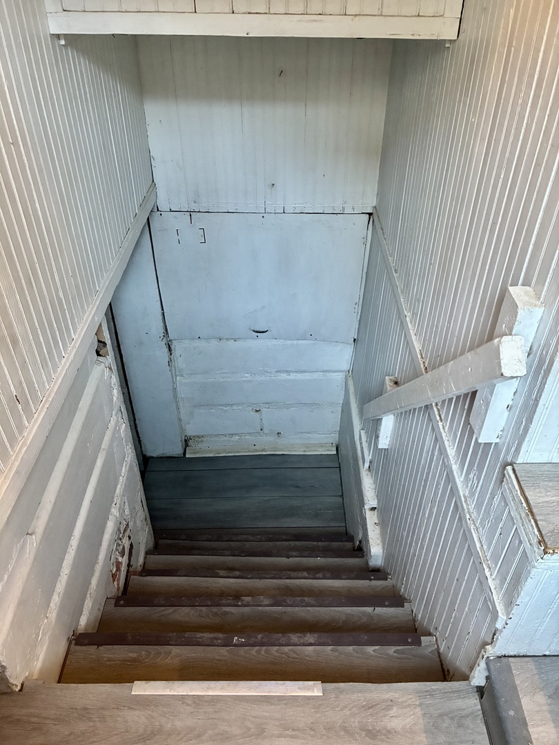 3003 Elizabeth Avenue, Zion, IL 60099