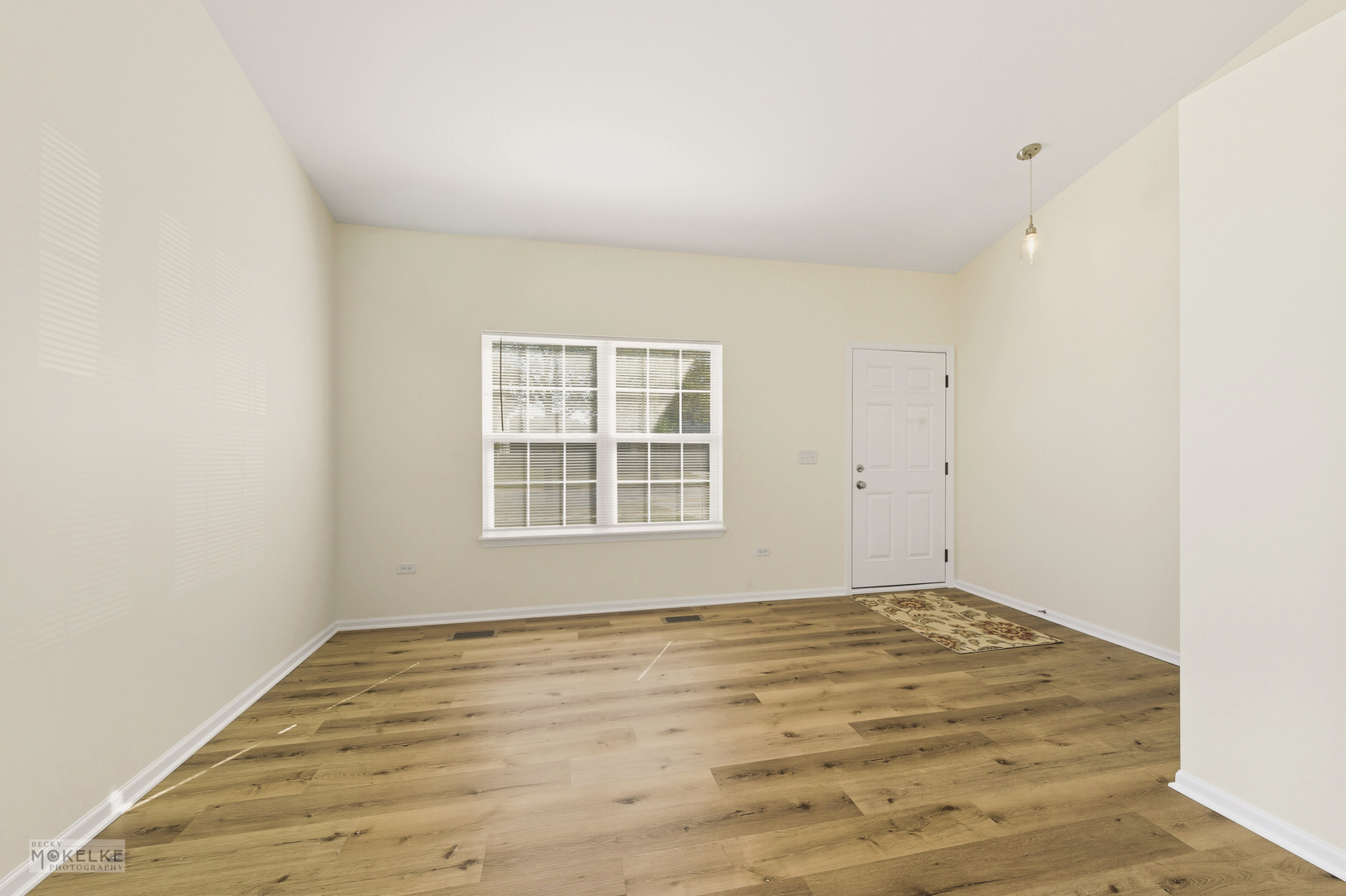 2813 Hoffman Street, Plano, IL 60545