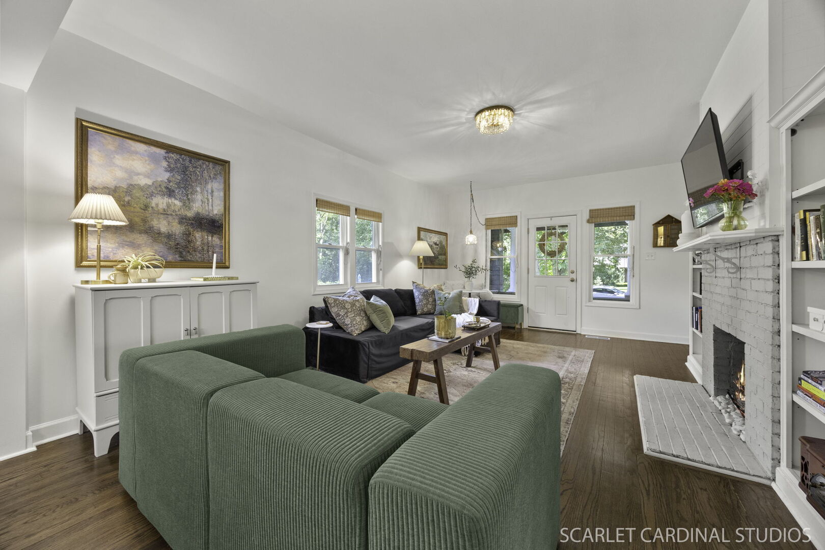 34 Lake Drive, West Chicago, IL 60185