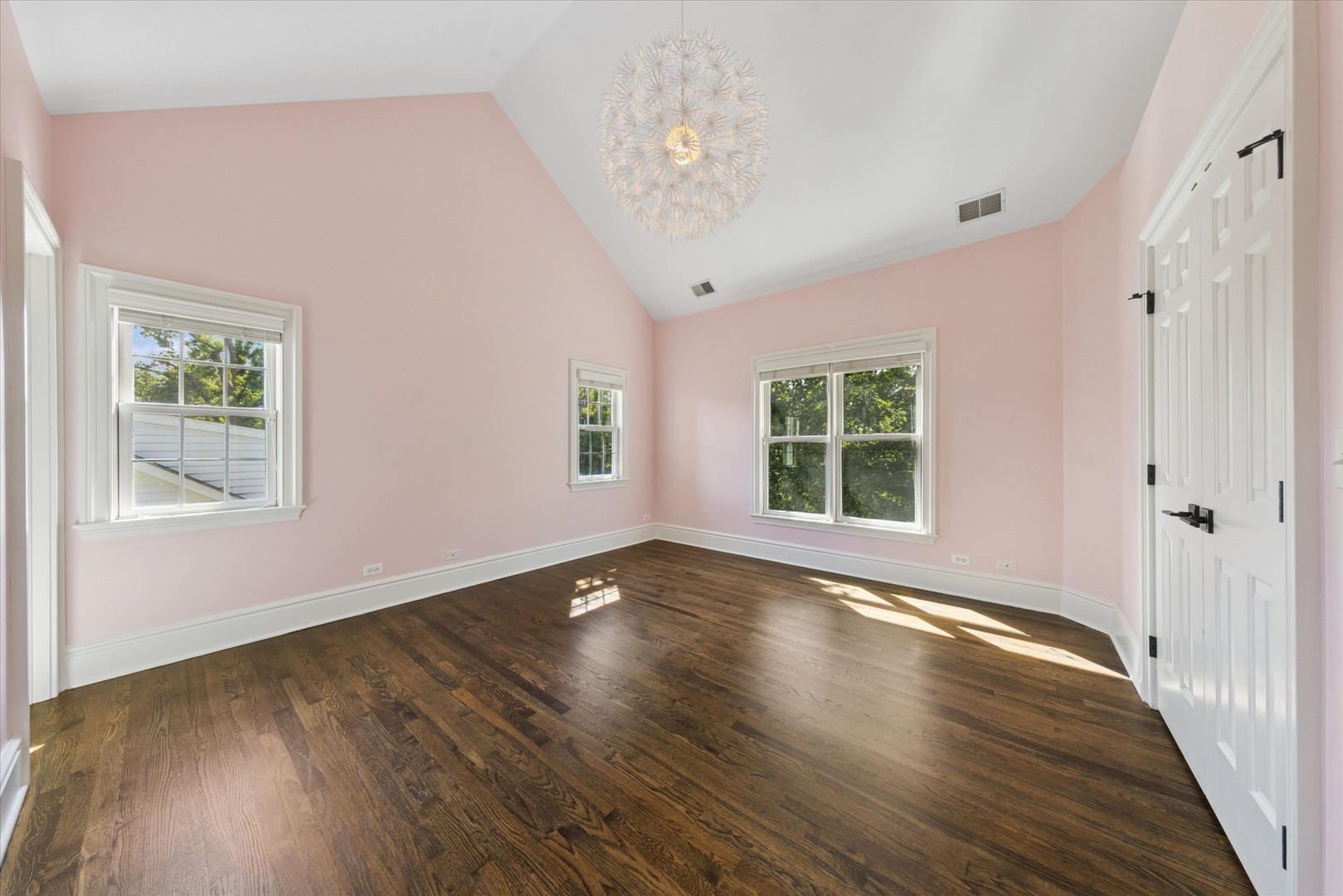 910 S Park Avenue, Hinsdale, IL 60521