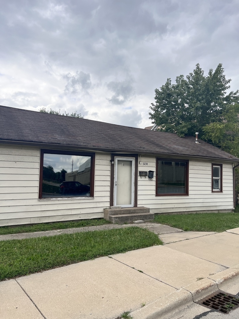 3234 Chicago Road, Steger, IL 60475