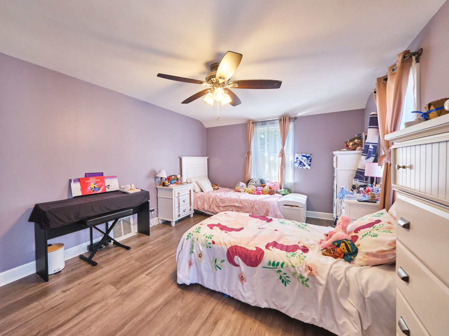 3633 S 57th Court, Cicero, IL 60804