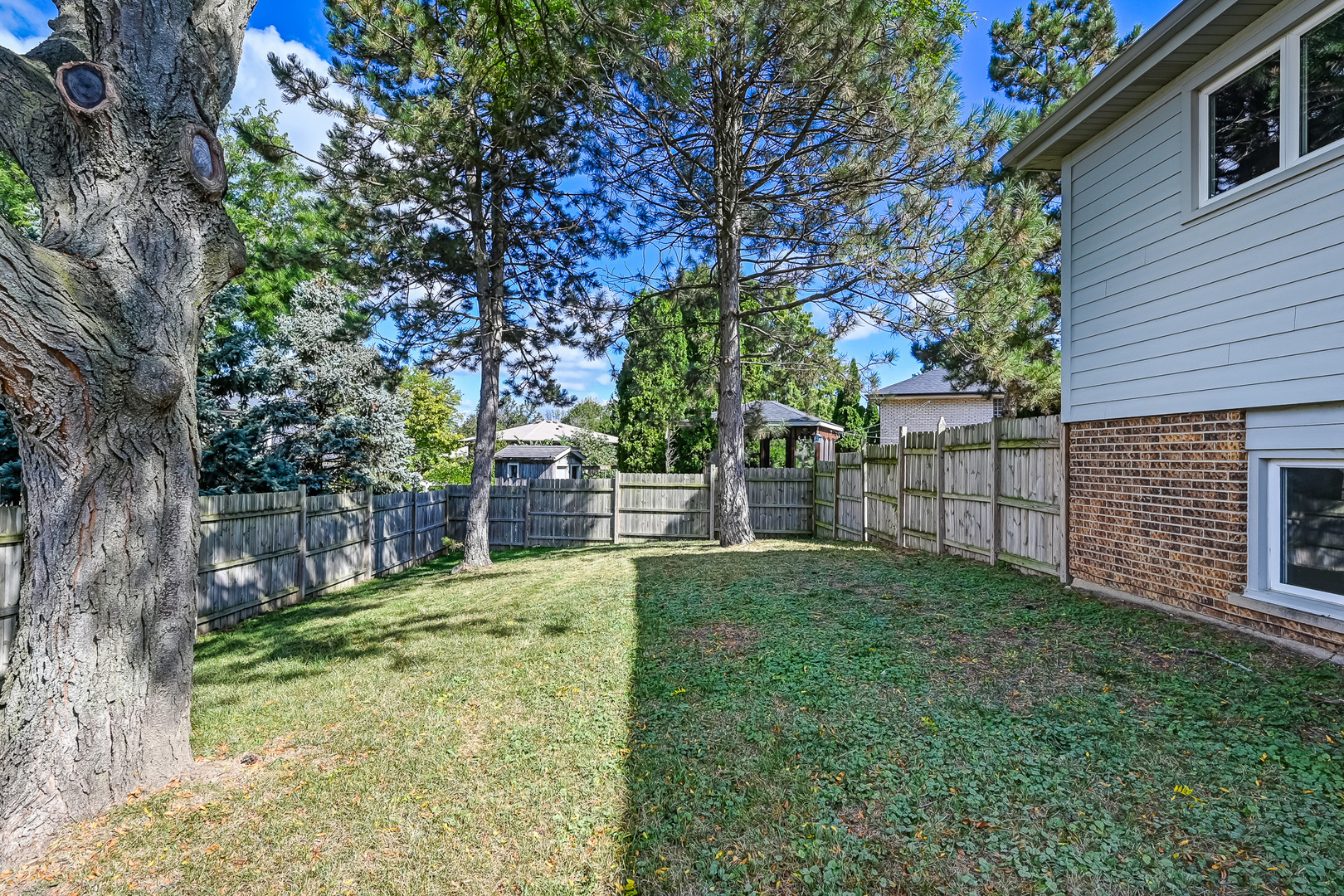 6803 PENNER Place, Downers Grove, IL 60516