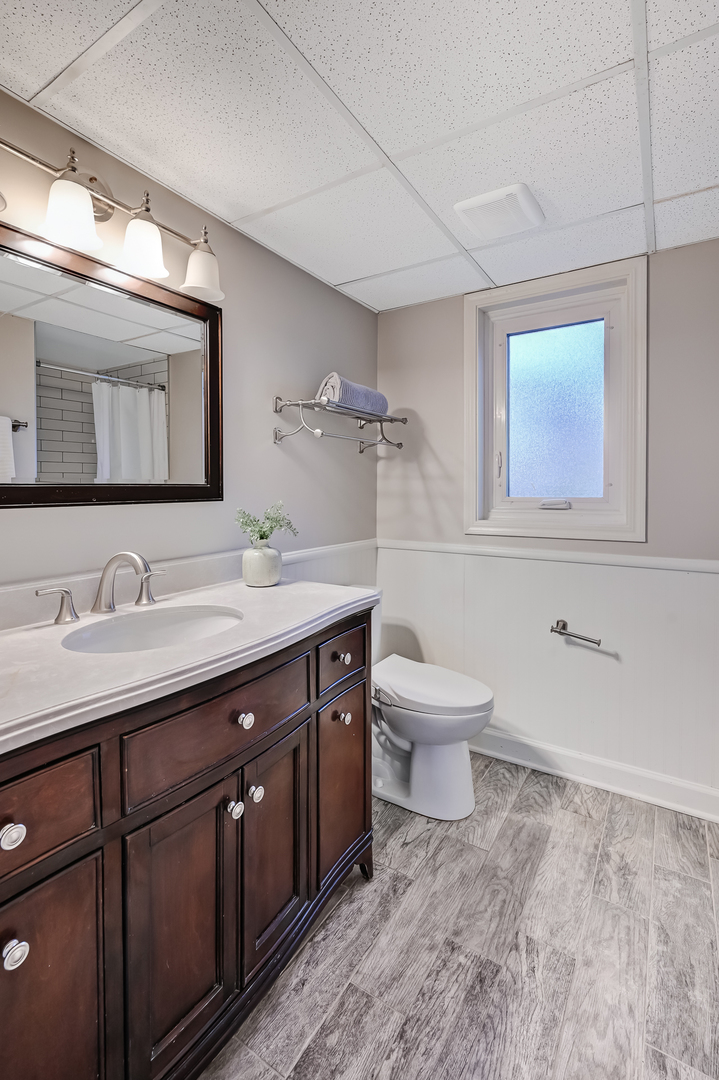 6803 PENNER Place, Downers Grove, IL 60516