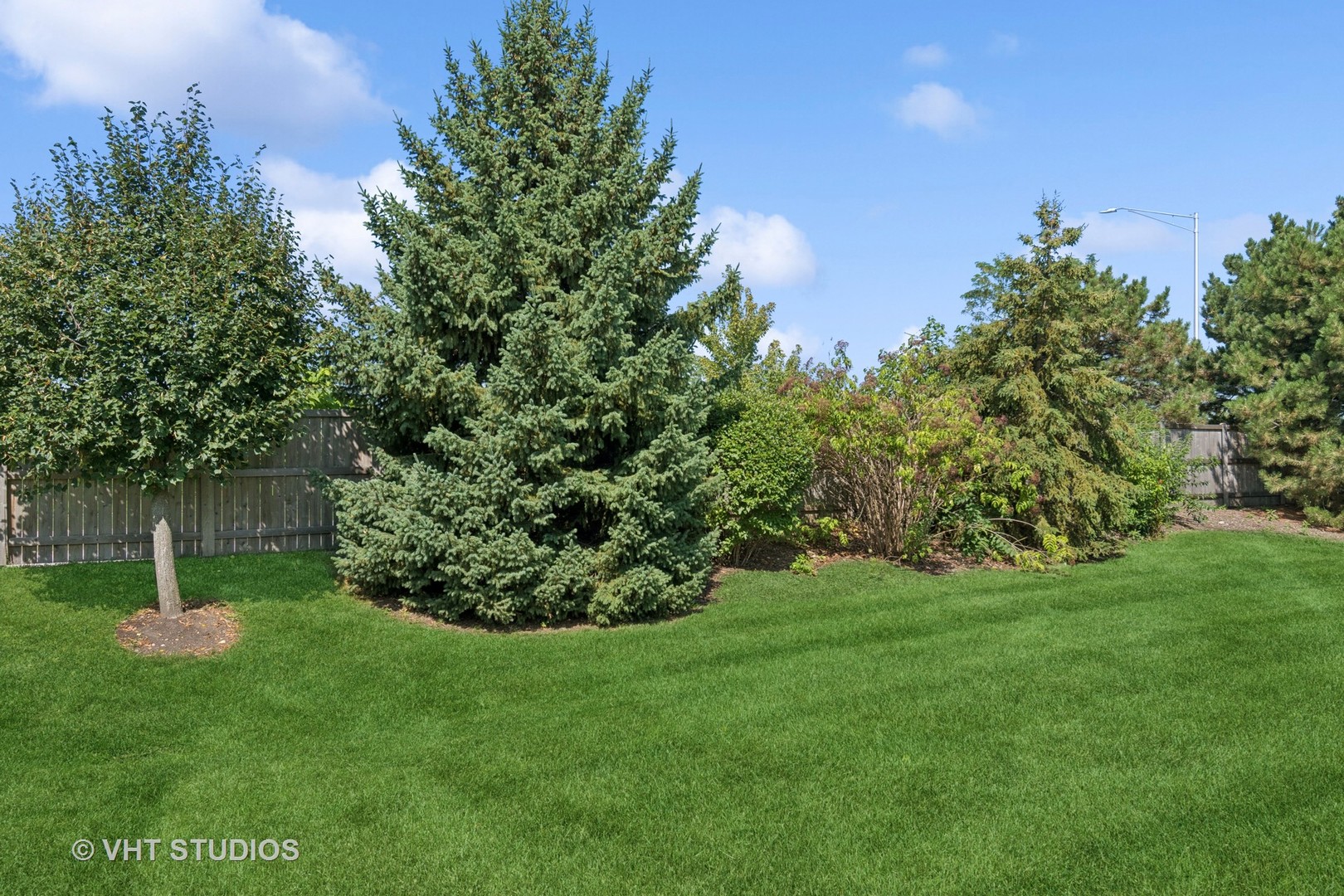 2723 Northmoor Drive, Naperville, IL 60564