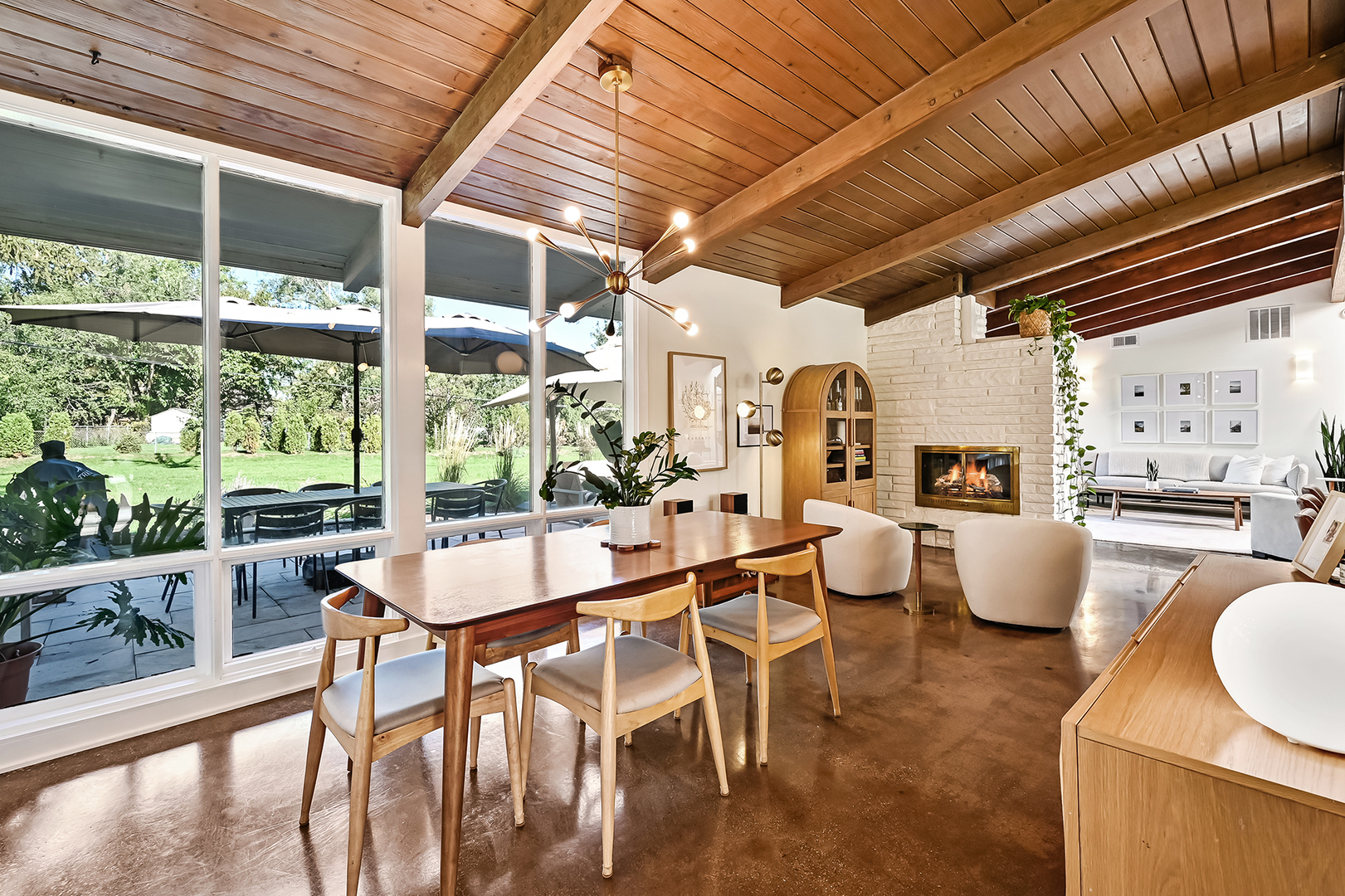 814 61st Street, La Grange Highlands, IL 60525