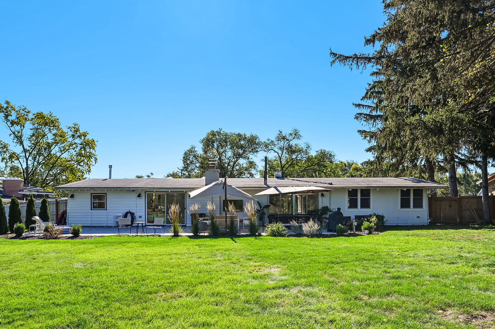 814 61st Street, La Grange Highlands, IL 60525