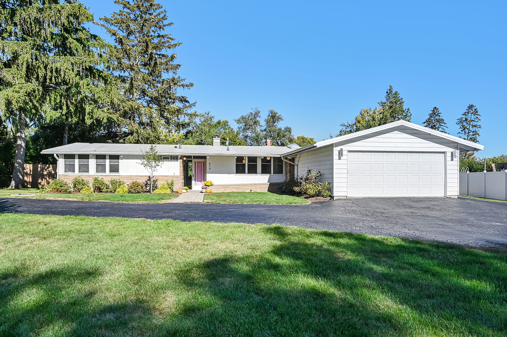 814 61st Street, La Grange Highlands, IL 60525