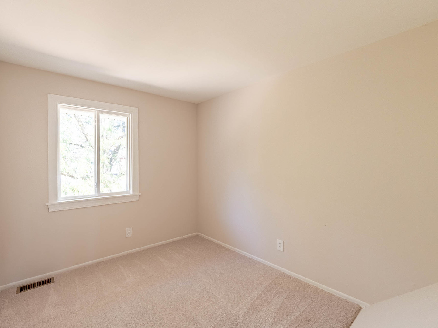 413 Providence Court, Bolingbrook, IL 60440