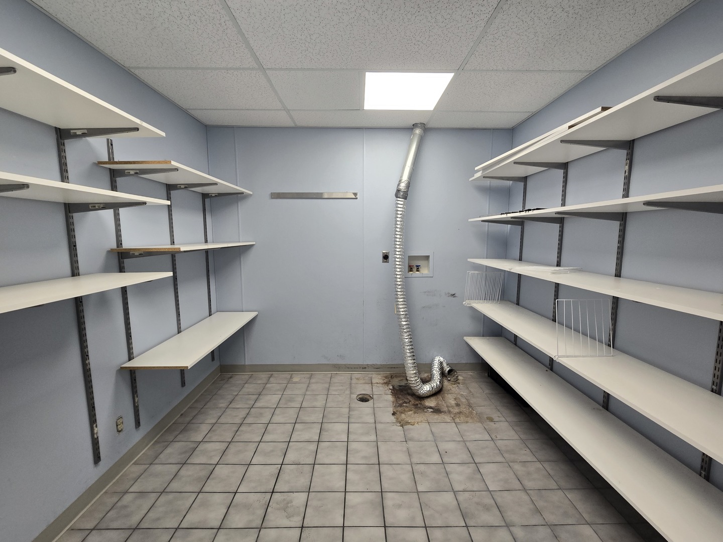 2201 Glenwood Avenue #101, Joliet, IL 60435