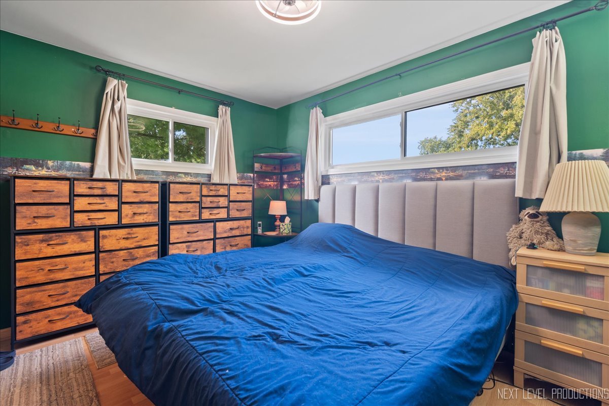 320 Harmony Drive, North Aurora, IL 60542