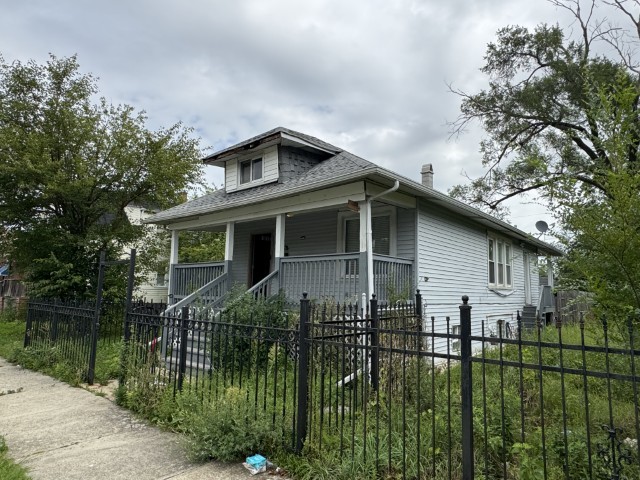 10117 S Perry Avenue, Chicago, IL 60628