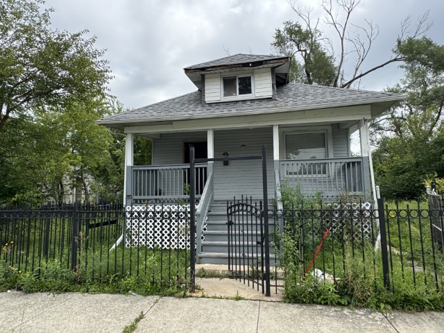 10117 S Perry Avenue, Chicago, IL 60628