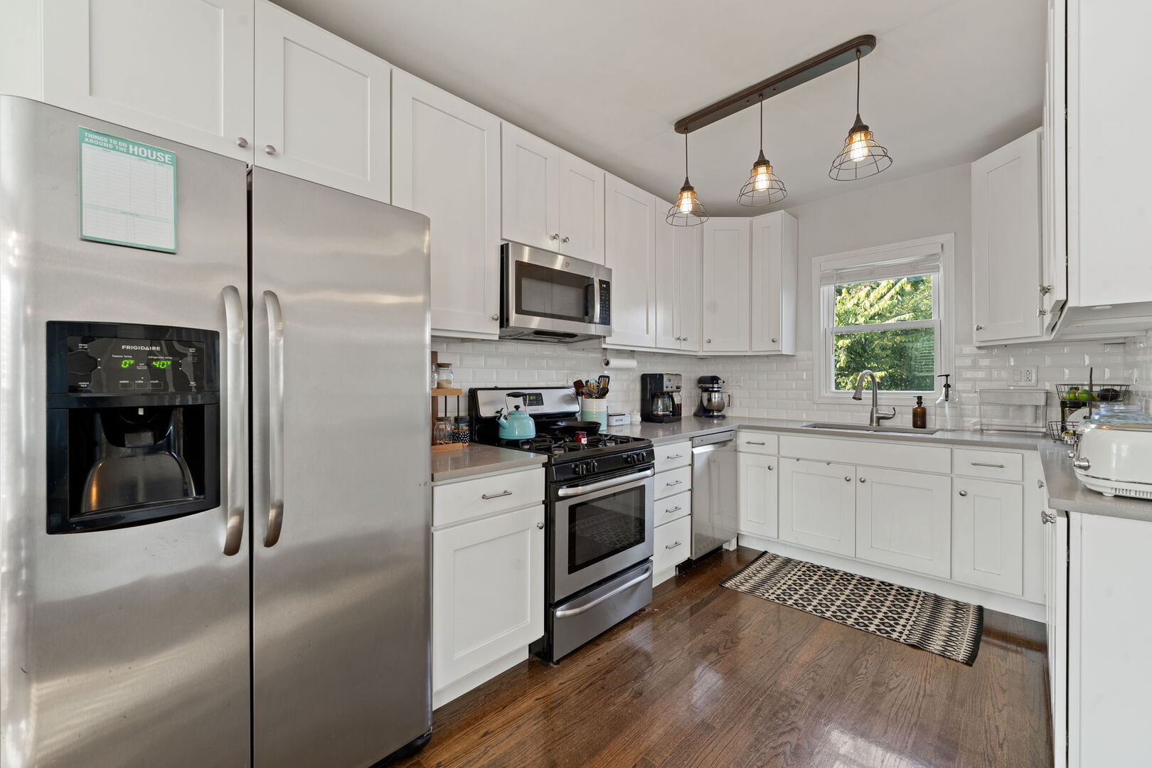 1488 Van Buren Avenue, Des Plaines, IL 60018