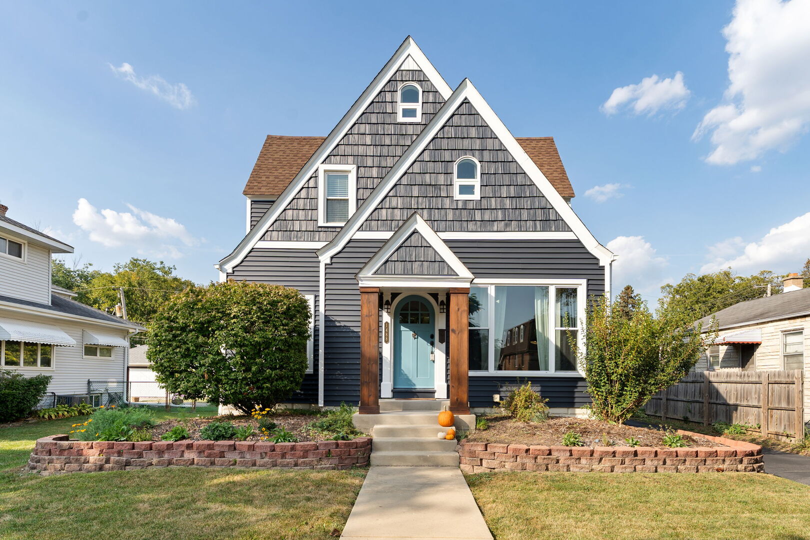 1488 Van Buren Avenue, Des Plaines, IL 60018