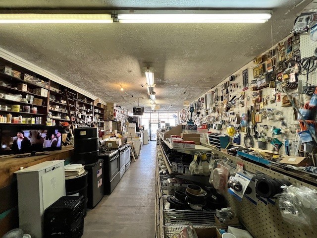 5521 W North Avenue, Chicago, IL 60639