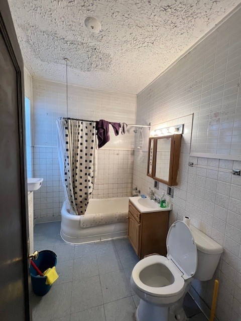 5521 W North Avenue, Chicago, IL 60639