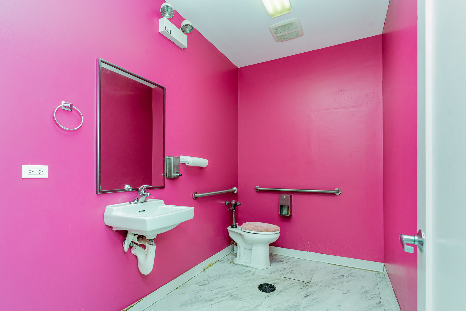 11225 W 159th Street #a, Orland Park, IL 60467