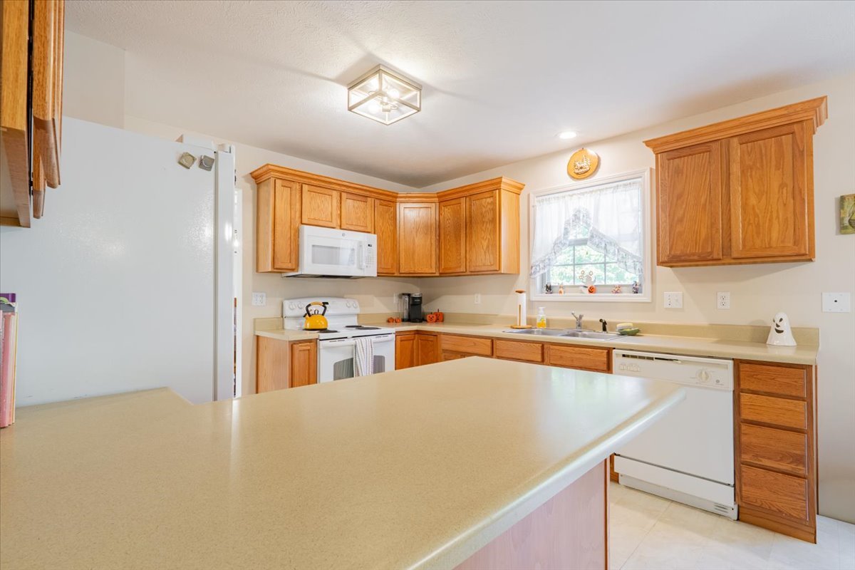 310 Buttercup Drive, Savoy, IL 61874