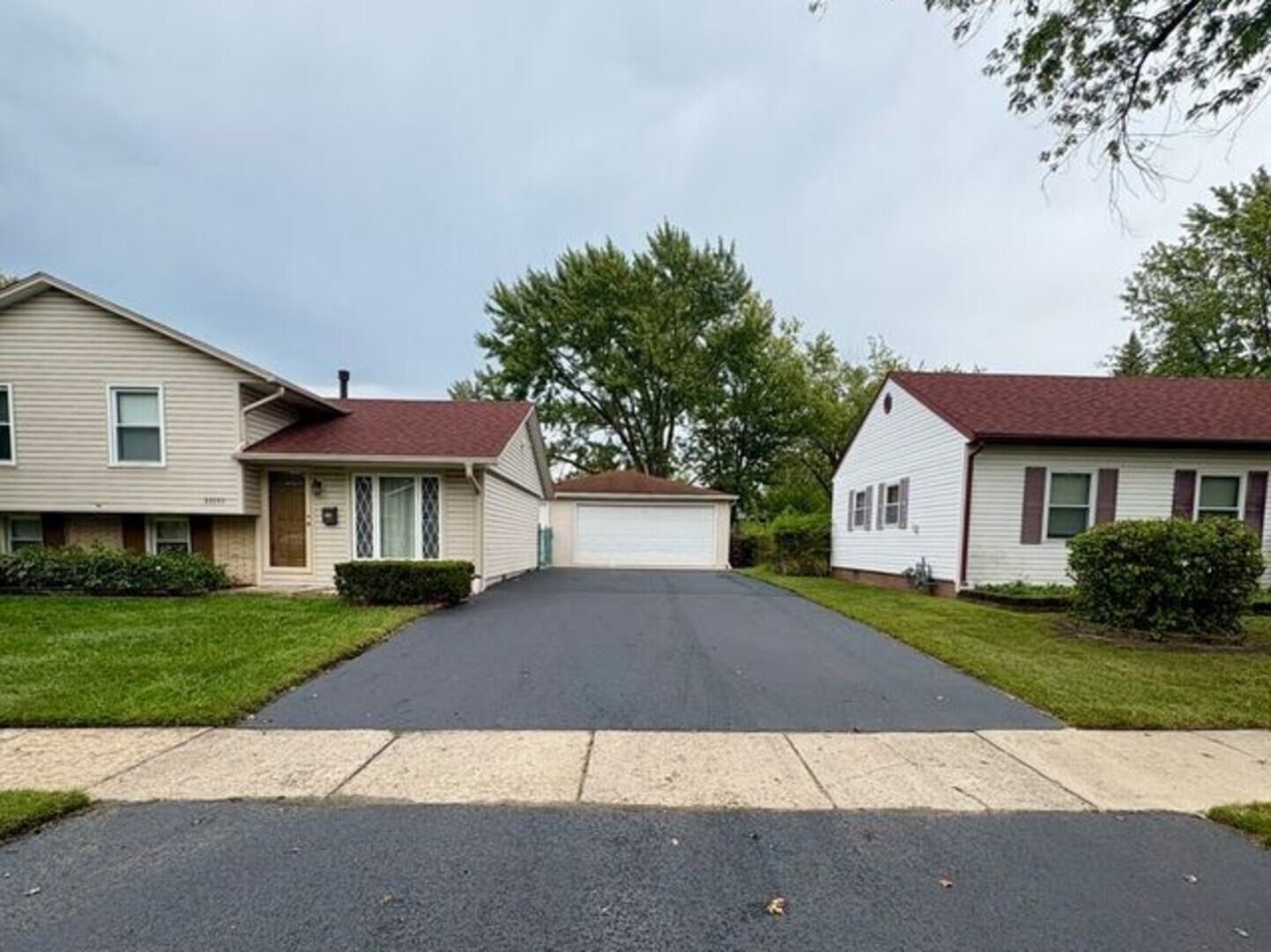 22153 Rockingham Road, Richton Park, IL 60471