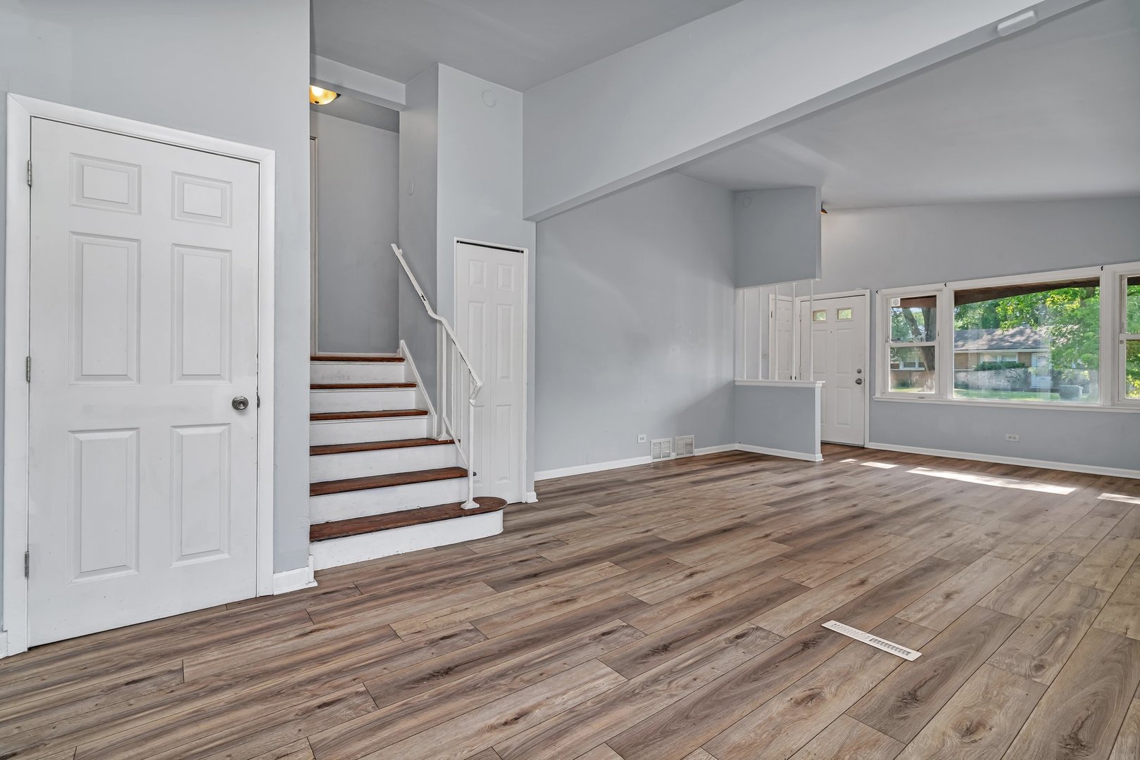 16364 California Avenue, Markham, IL 60428