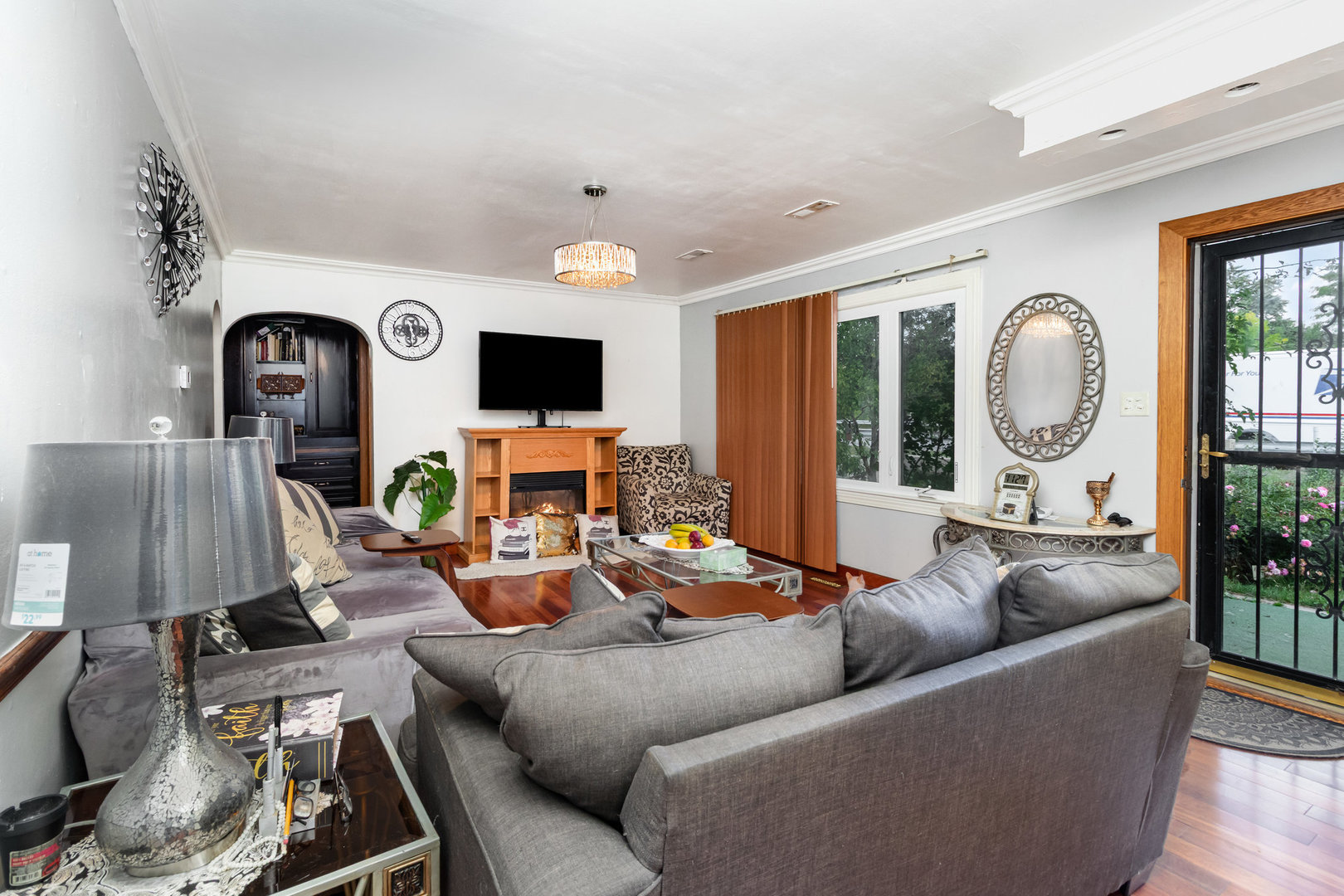 10007 Irving Park Road, Schiller Park, IL 60176