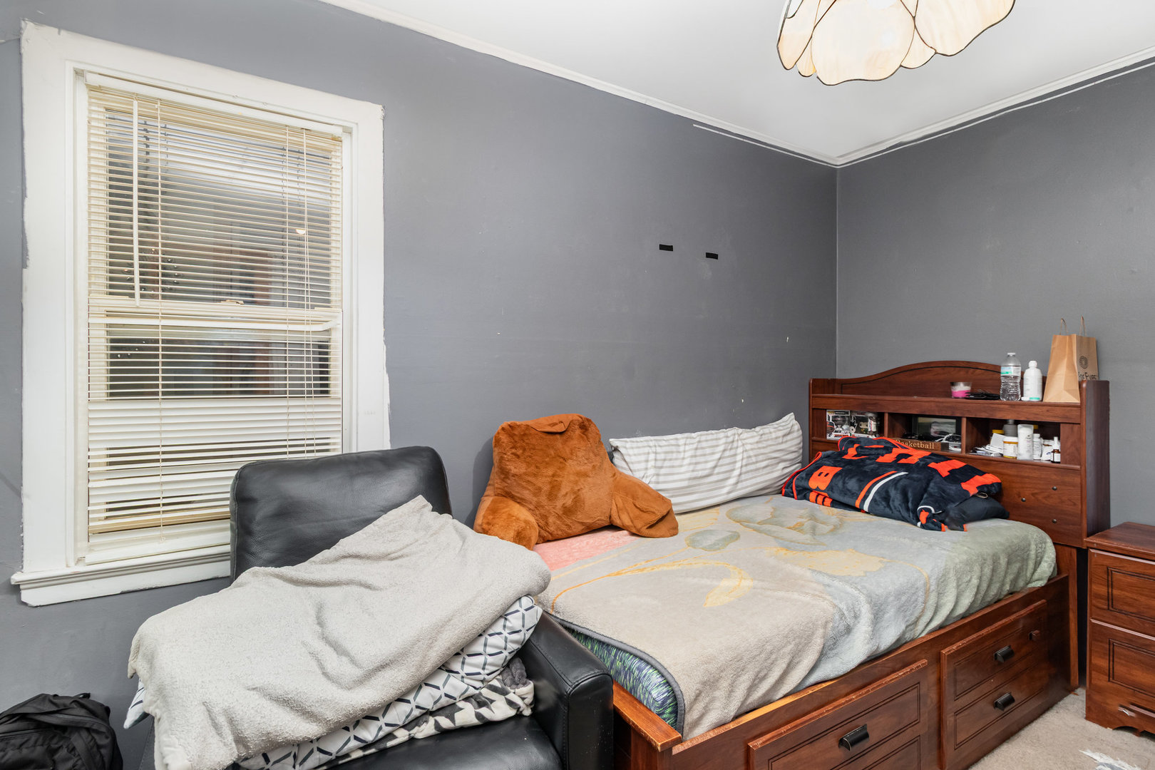 10007 Irving Park Road, Schiller Park, IL 60176