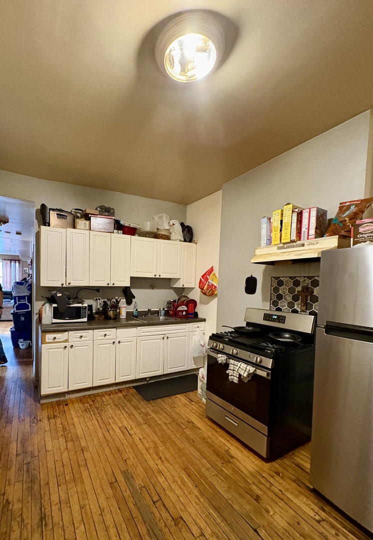 3042 W Roosevelt Road, Chicago, IL 60612